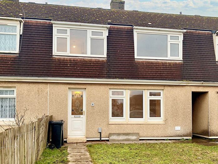 3 Bedroom Terraced House To Rent In Morrison Road, Sandfields, SA12