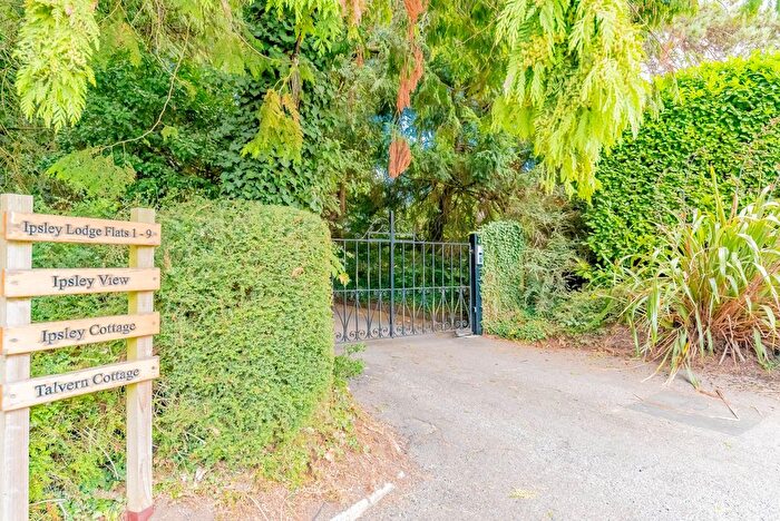 1 Bedroom Maisonette For Sale In Hogs Back, Seale, GU10