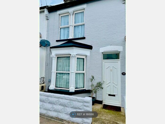 3 Bedroom Terraced House To Rent In Granville Road, Gillingham, ME7
