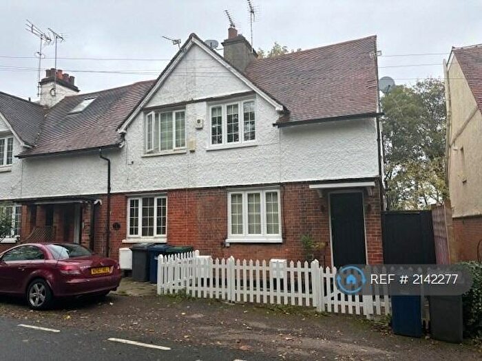 2 Bedroom Semi-Detached House To Rent In Frith Manor Cottages, London, NW7