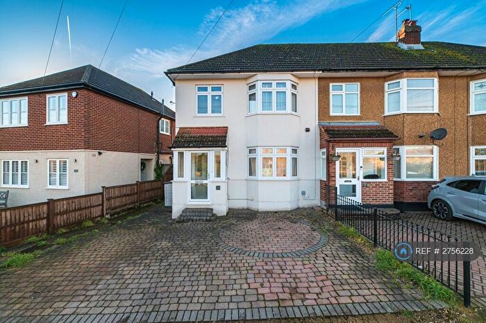 3 Bedroom Semi Detached House To Rent In Archibald Road, Romford, RM3