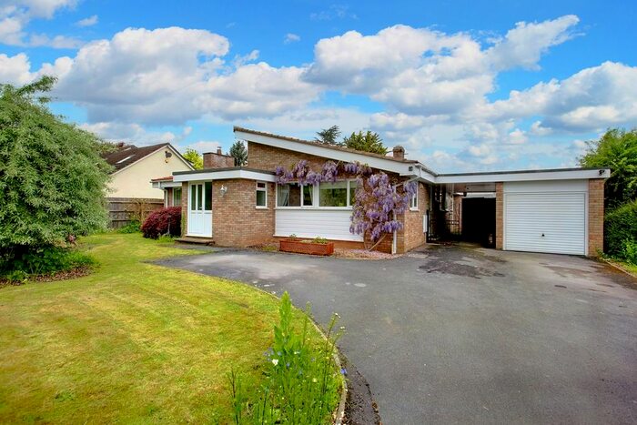 4 Bedroom Detached Bungalow For Sale In Bath Road, Langford, Bristol, BS40