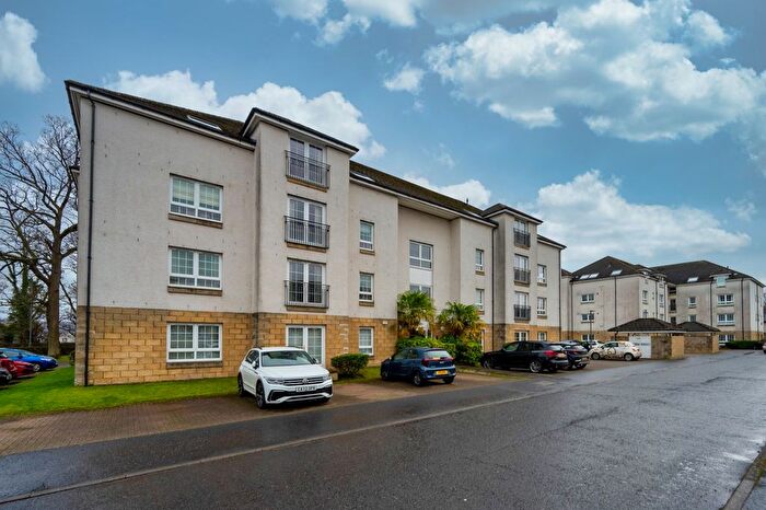 2 Bedroom Flat To Rent In Braid Avenue, Cardross, Argyll And Bute, G82