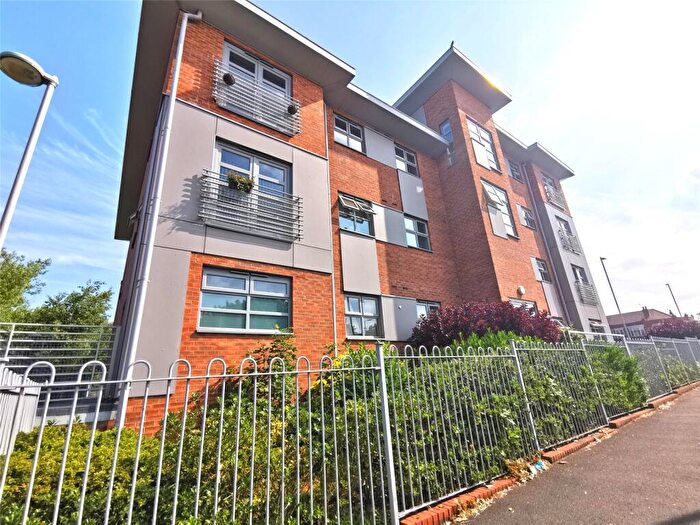 2 Bedroom Flat For Sale In Mauldeth Road West, Chorlton Cum Hardy, Manchester, Greater Manchester, M21
