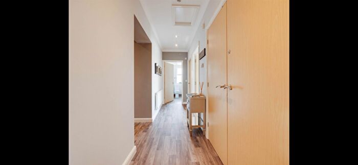 2 Bedroom Flat To Rent In Apartment, Great Clowes Street Manchester, M7