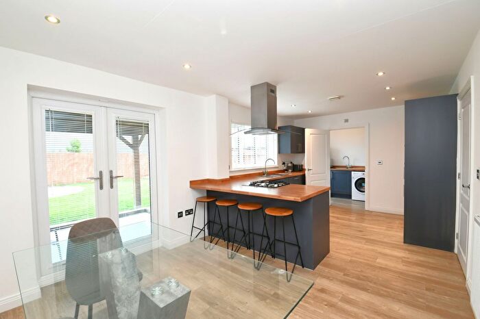 4 Bedroom Detached House For Sale In Thistle Croft, Tyldesley, M29