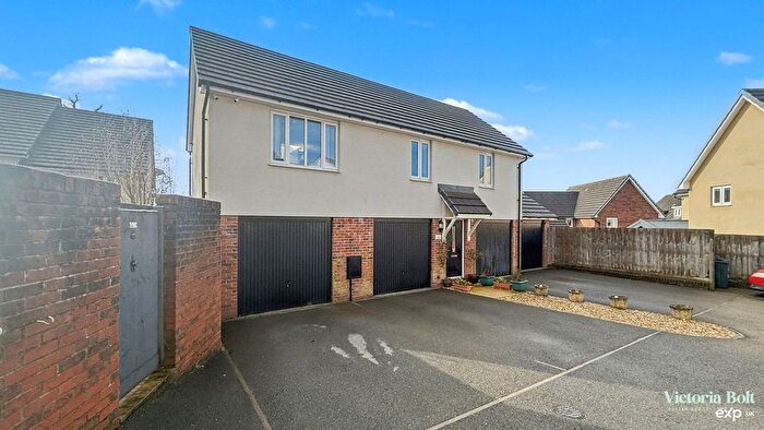 2 Bedroom Town House For Sale In Bonville Drive, Ivybridge, PL21