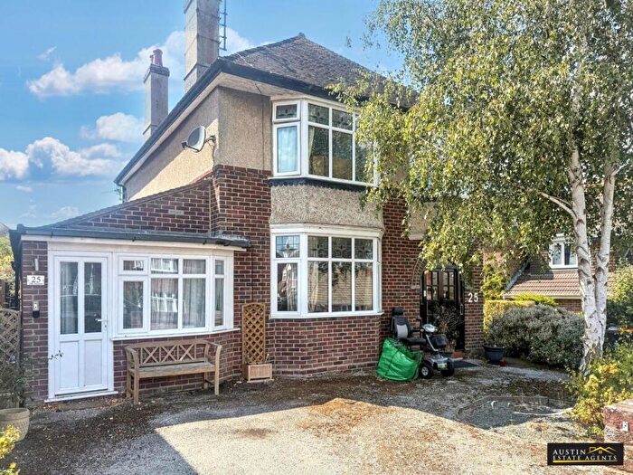 4 Bedroom House For Sale In Lynmoor Road, Greenhill, Weymouth, DT4
