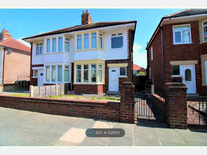 3 Bedroom Semi-Detached House To Rent In Rockingham Road, Blackpool, FY2
