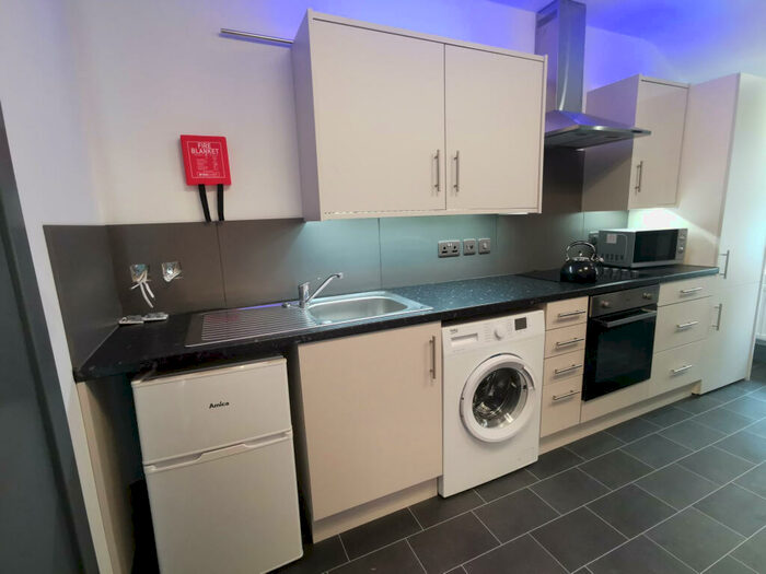 1 Bedroom Private Hall To Rent In Green Street, Gillingham, ME7