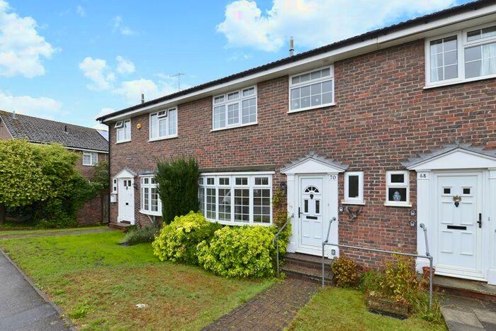 3 Bedroom Terraced House To Rent In Church Road, Godalming, GU8