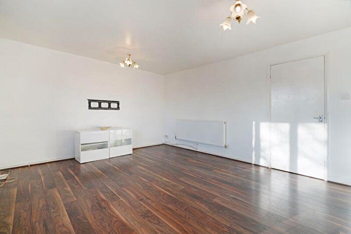 2 Bedroom Apartment To Rent In Spital Street, Sheffield, S3