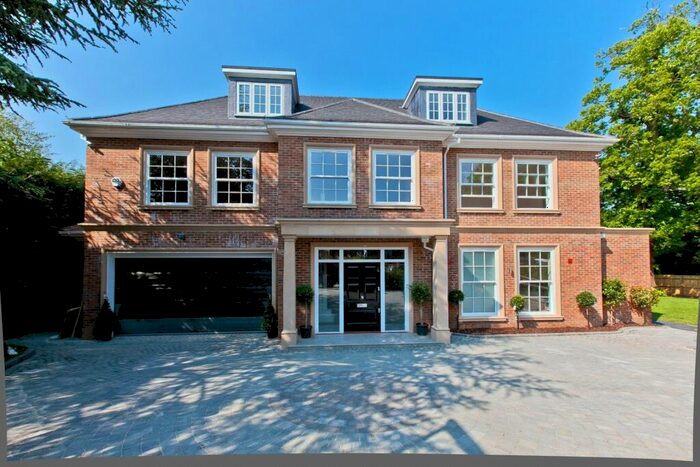 6 Bedroom Detached House To Rent In Ashcroft Park, Cobham, KT11