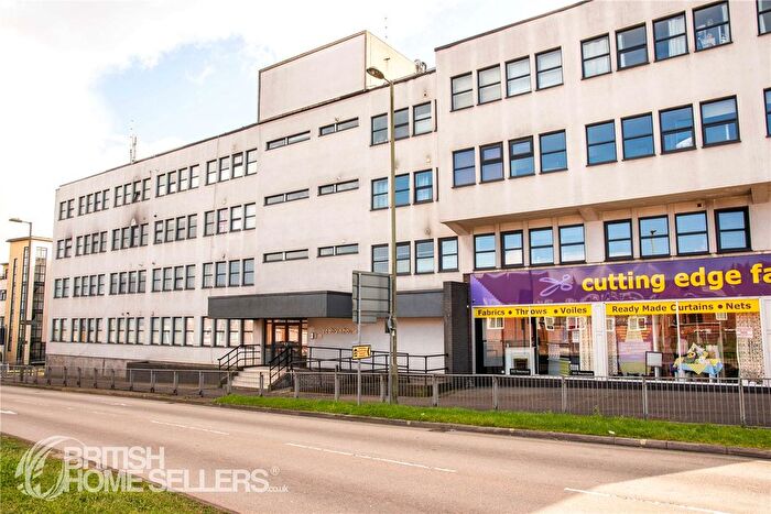 1 Bedroom Flat For Sale In Hulbert Road, Waterlooville, Hampshire, PO7