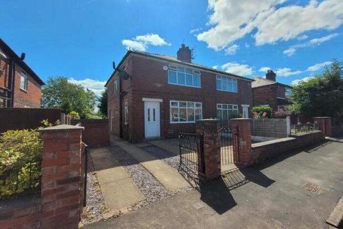 3 Bedroom Property To Rent In Kenneth Grove, Leigh, WN7