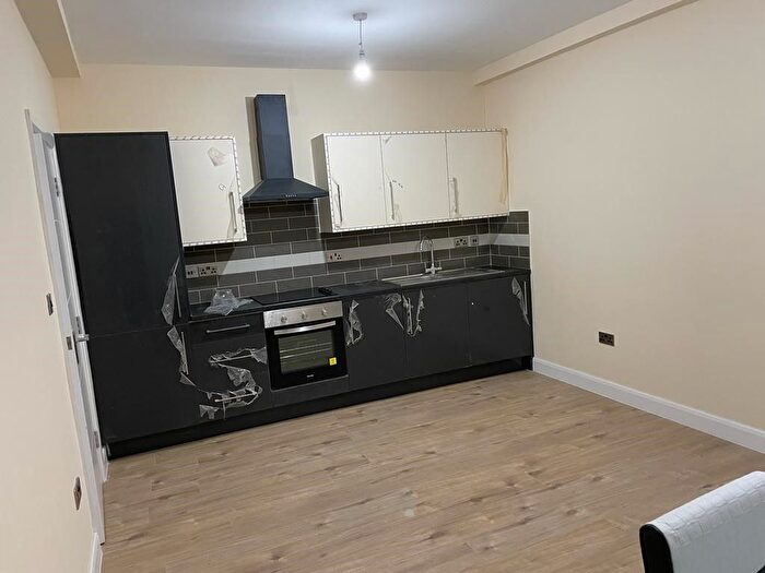 2 Bedroom Flat To Rent In High Road, Wembley, HA9