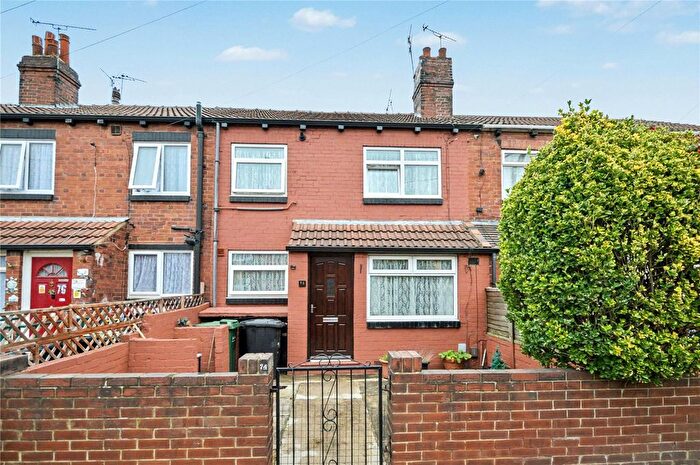 2 Bedroom Terraced House For Sale In Longroyd View, Leeds, West Yorkshire, LS11