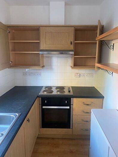 1 Bedroom Flat To Rent In Oxlow Lane, Dagenham, RM10