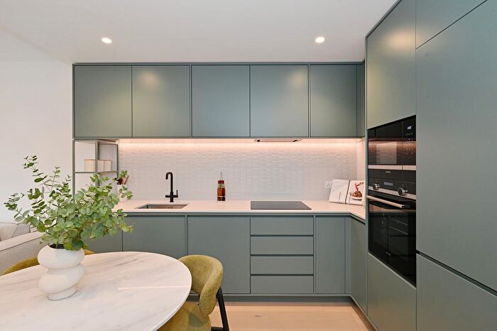 2 Bedroom Flat For Sale In Brent Cross Town, NW2