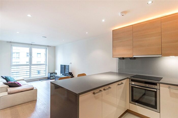 1 Bedroom Flat To Rent In Townmead Road, London, SW6