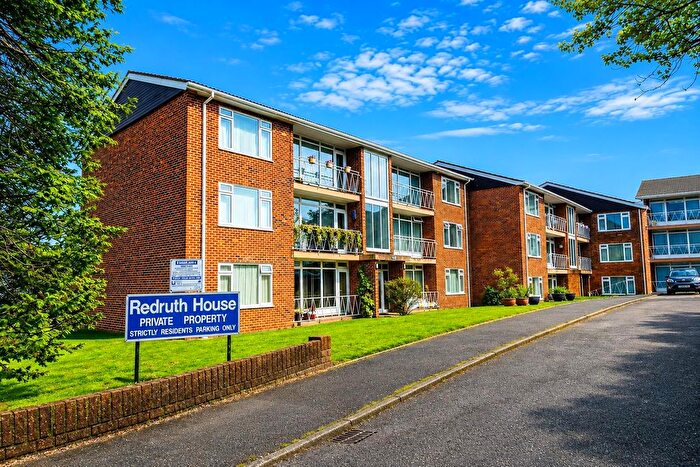 1 Bedroom Flat For Sale In Redruth House, Grange Road, South Sutton, SM2
