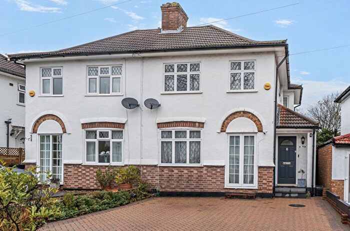 3 Bedroom Semi Detached House For Sale In Crescent Drive, Petts Wood, Orpington, BR5