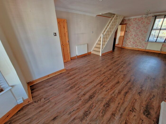 2 Bedroom Terraced House To Rent In Oswald Road, Dover, CT17