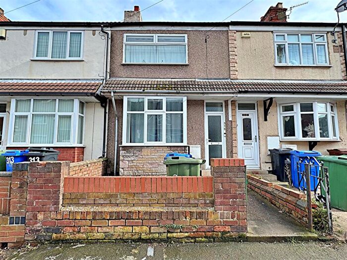 3 Bedroom Terraced House For Sale In Heneage Road, Grimsby, N.E. Lincs, DN32