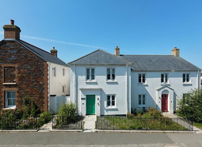 3 Bedroom Semi Detached House For Sale In Quintrell Road, Nansledan, TR7
