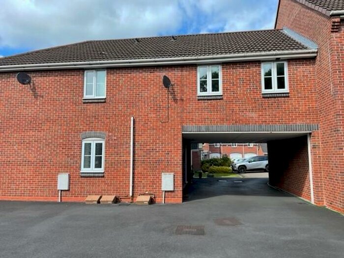 1 Bedroom Flat To Rent In Wood Chat Court, PR7