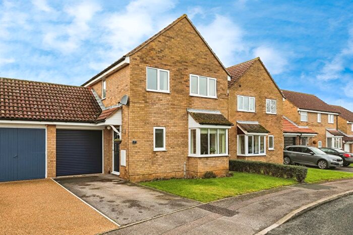 4 Bedroom Detached House For Sale In Holmehill, Godmanchester, Huntingdon, PE29