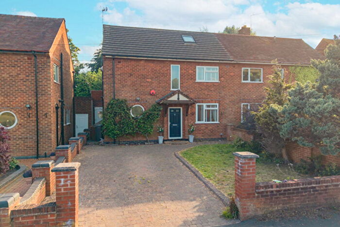 4 Bedroom Semi Detached House For Sale In Swallows Meadow, Shirley, Solihull, B90