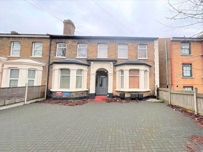 1 Bedroom Flat To Rent In Bulwer Road, London, E11