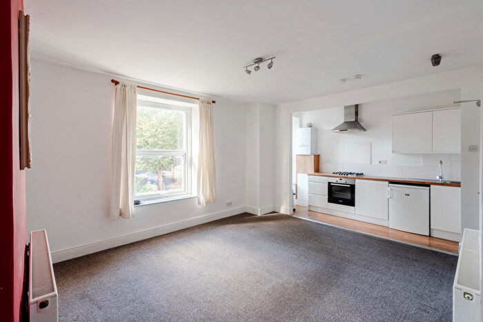 1 Bedroom Flat For Sale In Wells Road, Totterdown, Bristol, BS4