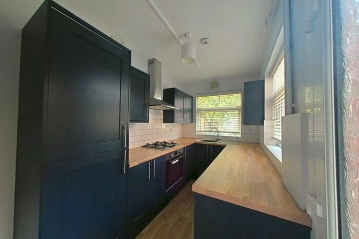 4 Bedroom House Of Multiple Occupation To Rent In Chestnut Street, Loughborough - Inc Bills Option, LE11