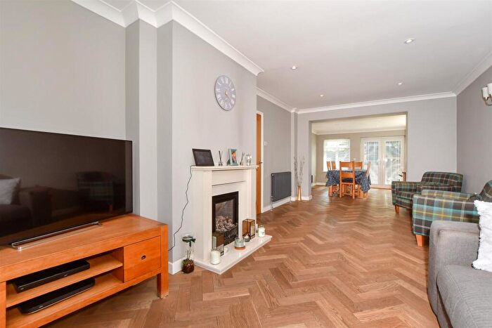 4 Bedroom Semi Detached House For Sale In Royston Gardens, St Margarets-At-Cliffe, Dover, Kent, CT15