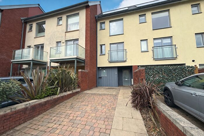 3 Bedroom Terraced House For Sale In Langdon Road, Swansea, SA1
