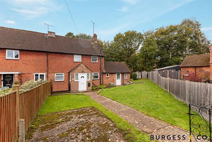 3 Bedroom Semi Detached House For Sale In Mountjoy, Battle, TN33