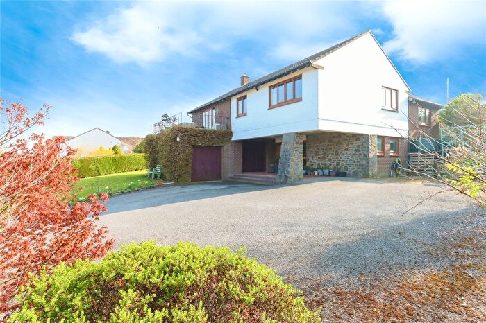 4 Bedroom Detached House For Sale In Trefonen, Oswestry, Shropshire, SY10
