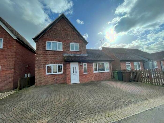 3 Bedroom Detached House To Rent In Queensway, Watton, Thetford, IP25