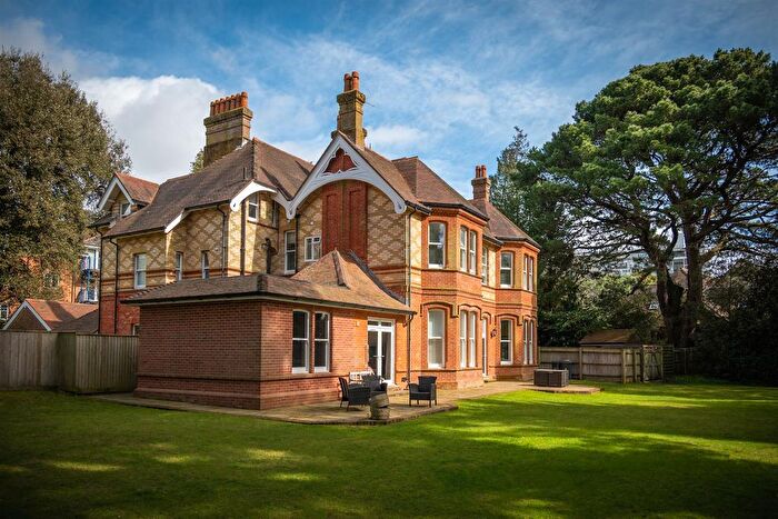 3 Bedroom Property To Rent In West Cliff Road, Westbourne, Bournemouth, BH4