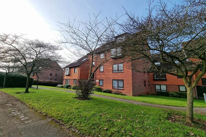 1 Bedroom Flat To Rent In Norfolk House, Kings Norton, B30