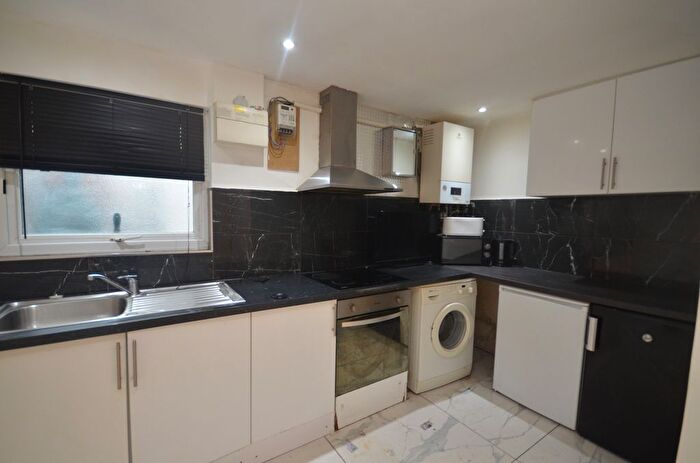 1 Bedroom Studio To Rent In Windemere Road, Norbury, London, SW16