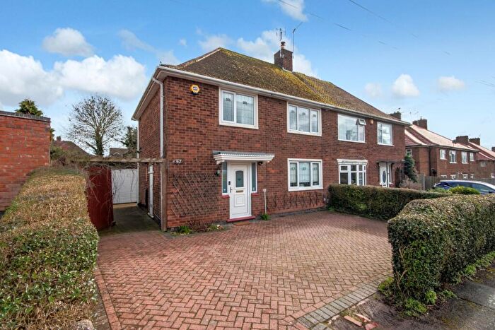 3 Bedroom Semi Detached House For Sale In Rossell Drive, Stapleford, Nottingham, Nottinghamshire, NG9