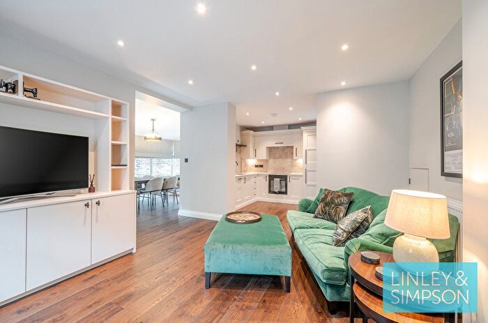 3 Bedroom End Terrace House For Sale In Denison Hall, Hanover Square, Leeds, West Yorkshire, Uk, LS3