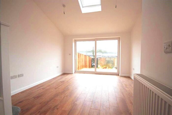 1 Bedroom House To Rent In Crawley Drive, Hemel Hempstead, HP2