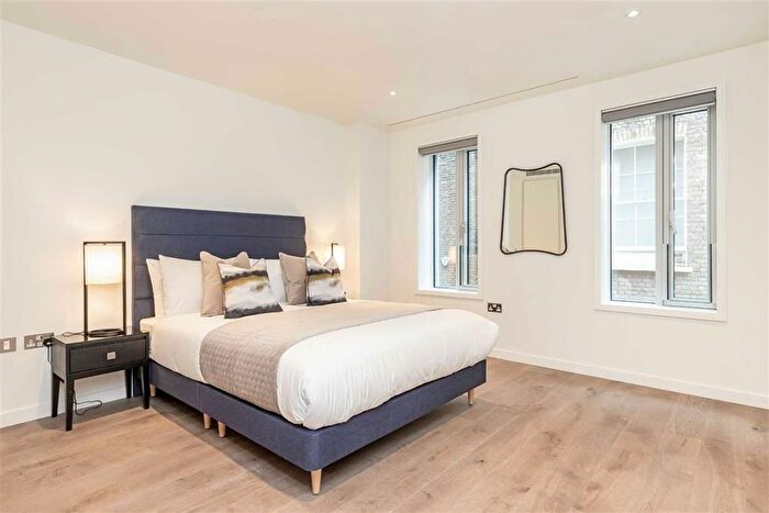 1 Bedroom Flat To Rent In Hobhouse Court, Fitzrovia Amp; Covent Garden, SW1Y