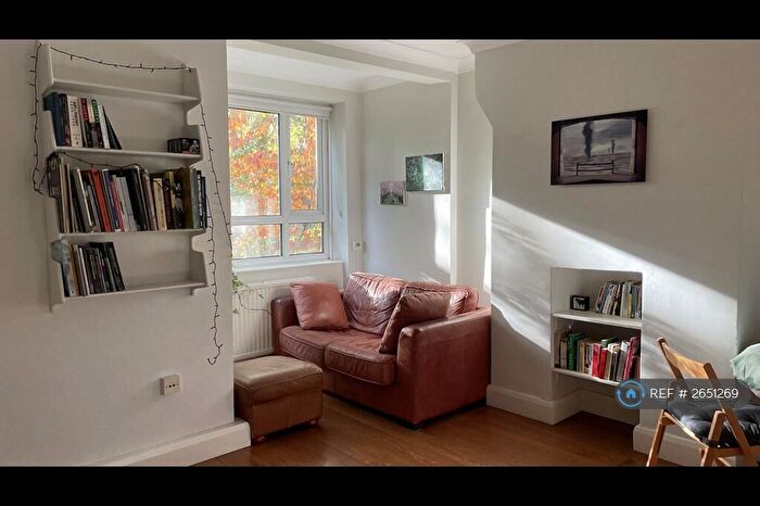 2 Bedroom Flat To Rent In Northleigh House, London, E3