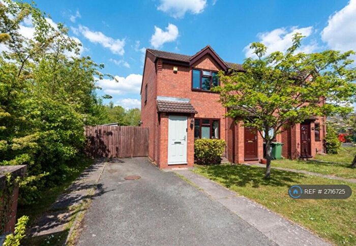 2 Bedroom End Of Terrace House To Rent In Kirkstone Way, Brierley Hill, DY5