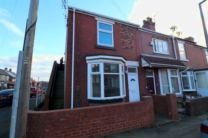 Flat To Rent In Highwoods Road, Mexborough, S64